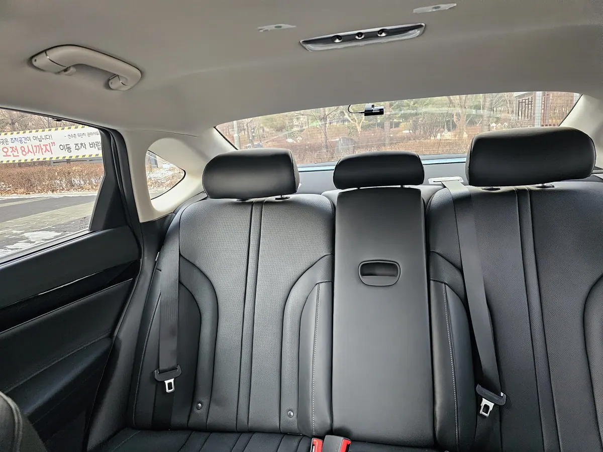 捷尼赛思 G80 轿车 详细信息