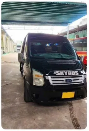 10座 Solati 豪华商务车